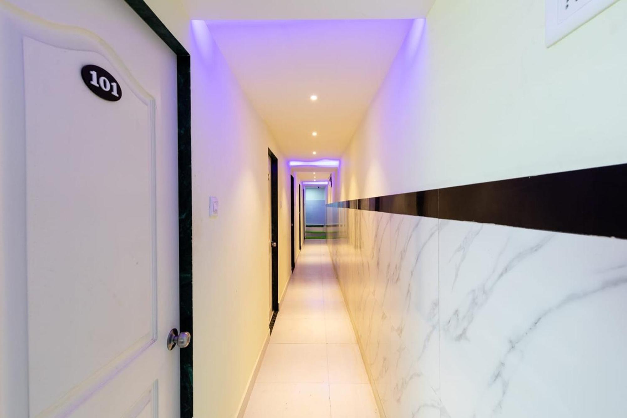 Hotel Shera Residency 뭄바이 외부 사진